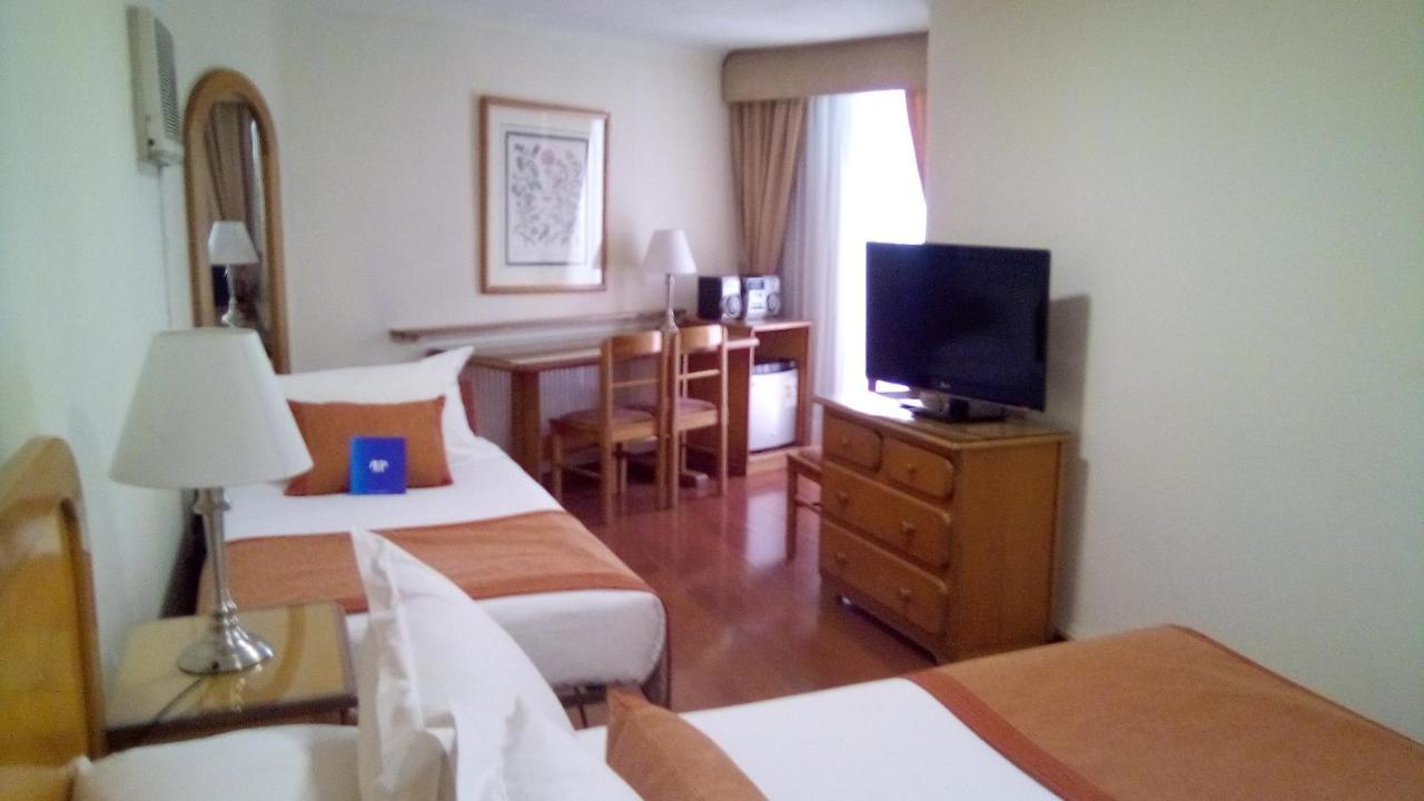 Hotel Presidente サンティアゴ エクステリア 写真